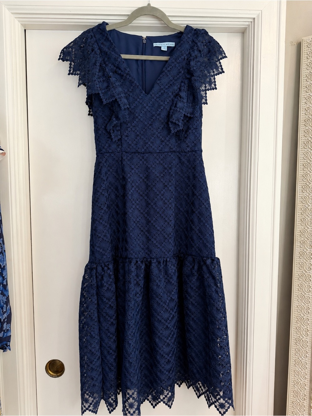 NWT ANTONIO MELANI Navy Lace V-Neck Midi Dress with Ruffle Shoulders, Size 4